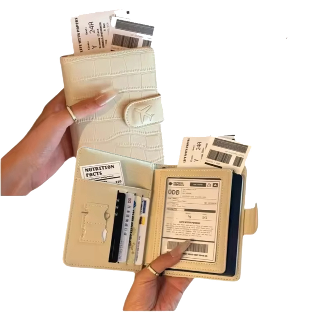 Etui na paszport ze skóry PU d – Women Accessories Online recenzja i cena