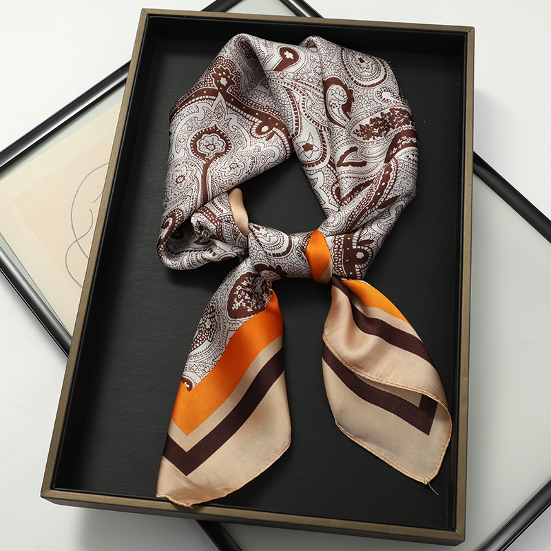 Luksusowa Wiosenna Jedwabna Ap – Women Accessories Brands recenzja i cena